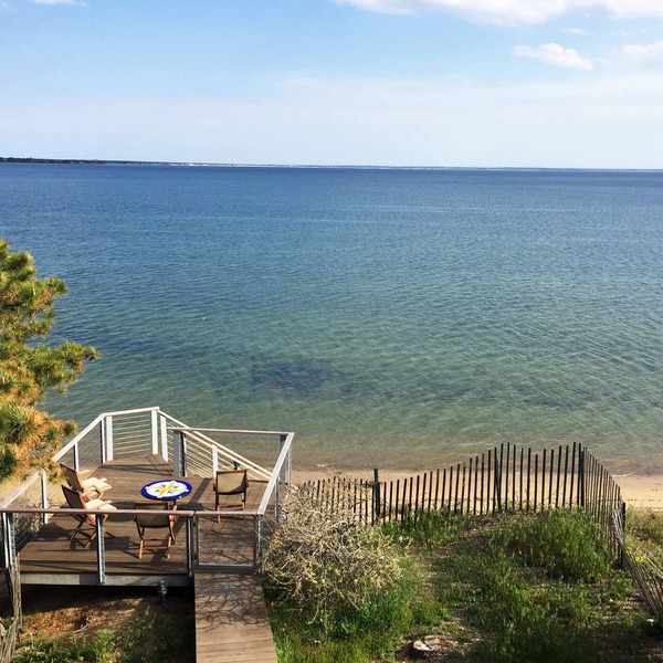 Modern house with commanding views - Evermore cottage on Powers Landing Beach