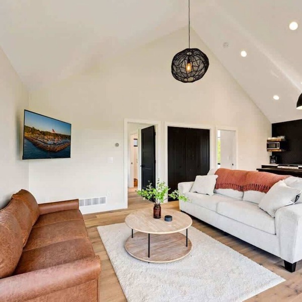 Modern Loft Suite · Walk to Downtown Egg Harbor