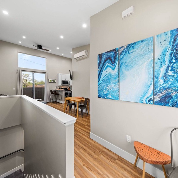 Modern Midtown Oasis: Mountain Views & Walkable Vibes