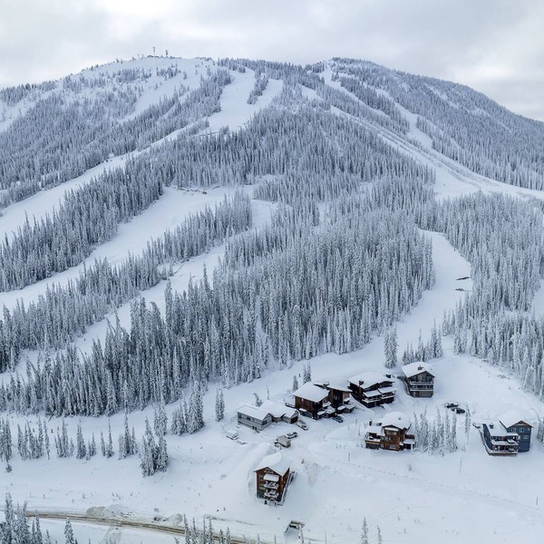 Modern Mountain Chalet at Apex Resort