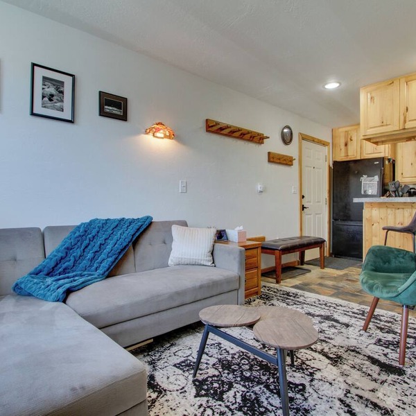 Modern Mountain-View Condo at Big Sky Resort!