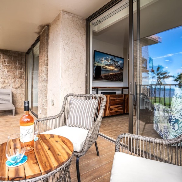 Modern & Polished Oceanfront Vistas