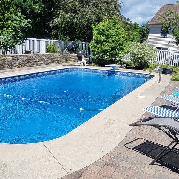 Modern Pool-Side Paradise, 5 Miles to Hershey Park