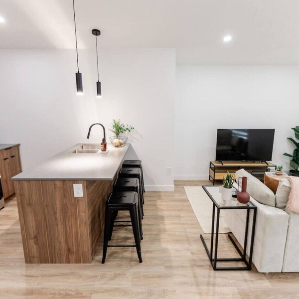Modern, Prime Location & Comfort