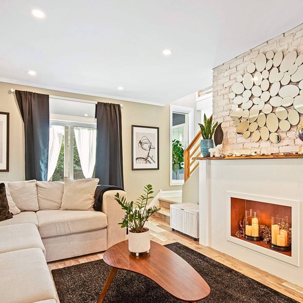 Modern Scandinavian 2BR w/Office, Fenced Yard, Deck & Dog-Friendly