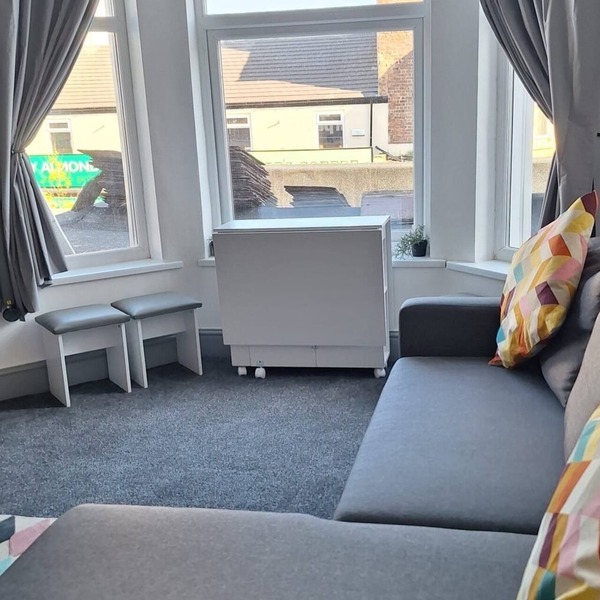 Modern Seaside Apartment near Crosby Beach & LFC