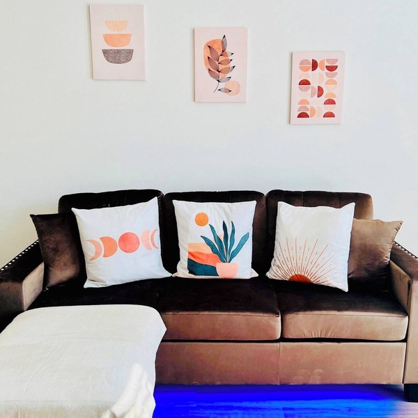 Modern, Spacious 1 bd Apt with Pool, Full Gym & Pet Friendly
