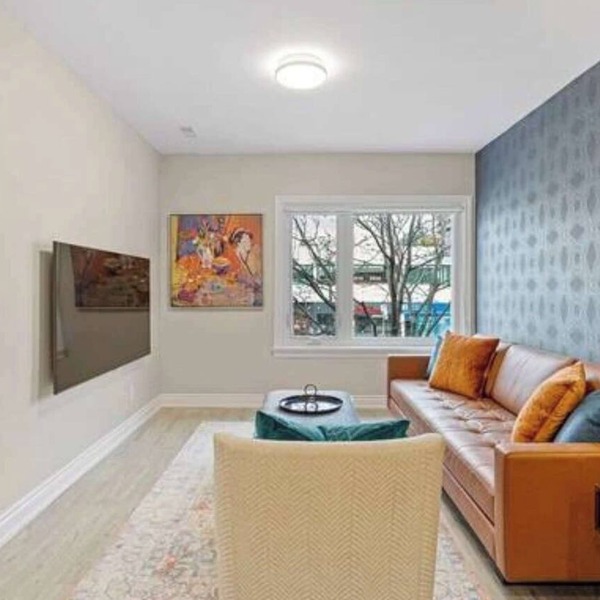 Modern St. Clair West Suite w/Private Patio & BBQ