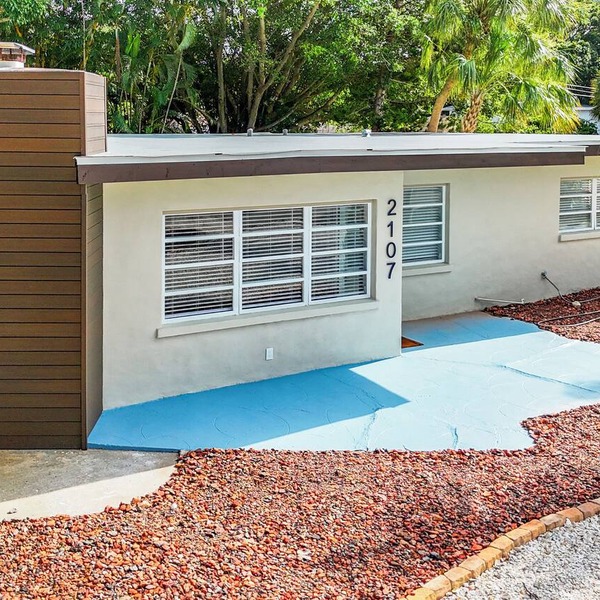Modern Studio Retreat Near Siesta Key