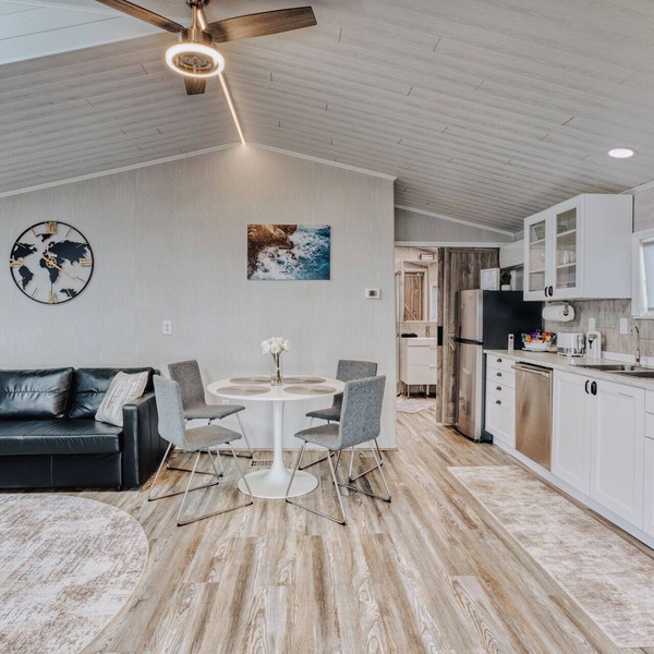 Modern Suite 10 Min to Corning Quiet & Cozy