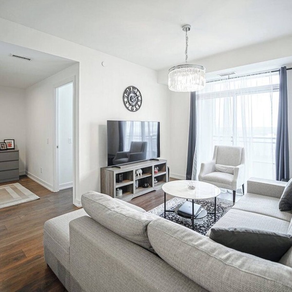 Modern Toronto Condo (Easy Downtown Access)