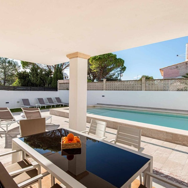 Modern Villa Varon Blue