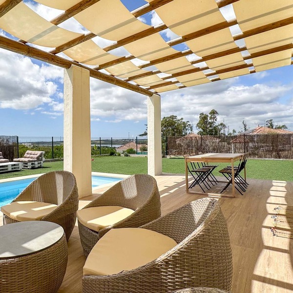 Modern Villa Private Pool River Views POV01