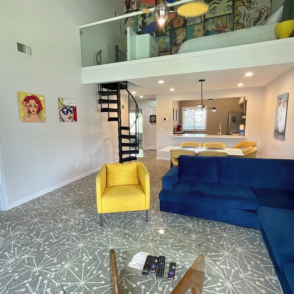Modern Villa with Resort Perks | 2BR + Loft | 9E Windsor Court