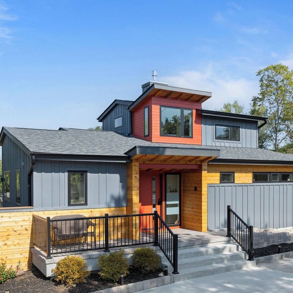 Modern Whitewater Lake Retreat on Private Cove with Views Screened Porch