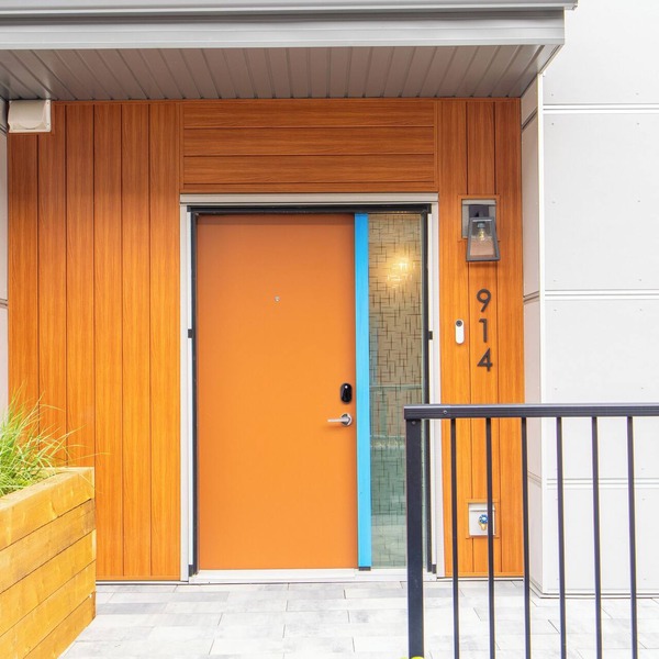 Modern2Bedroom 2BathTownhouse with Garage in Belmont Urban Living at Its Finest