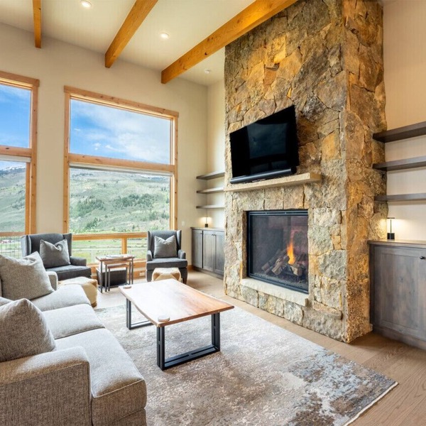 Moose Haven Hideaway- Dog Friendly Luxury Mountain Escape!