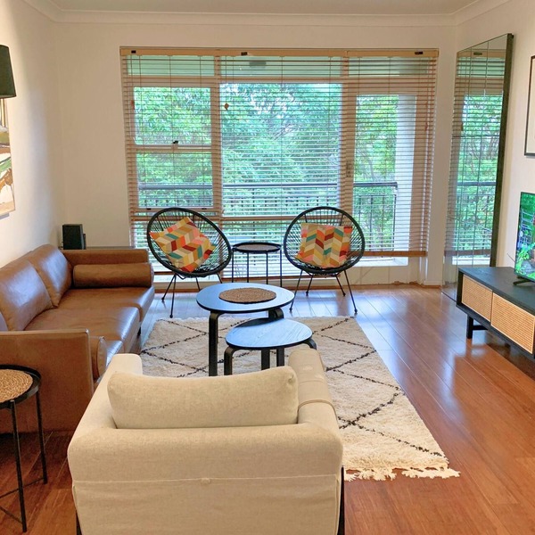 Mosman - SHAD1 - Shadforth Street - Top-Floor 1BR with Leafy Views Balcony in Quiet Mosman Street Near Ferry Village