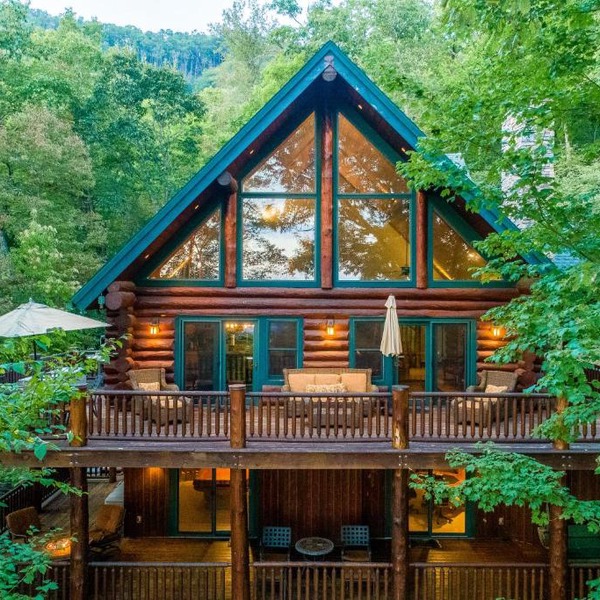 Mountain Heritage Lodge