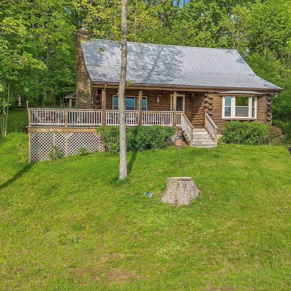 Mountain Top Meadows | Explore 29 Private Acres | Soak in the Jacuzzi Hot Tub