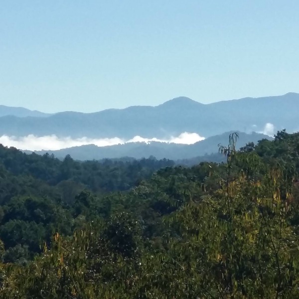 MOUNTAIN VIEW is forever from Easy Paved Access Villa above Public GOLF Course
