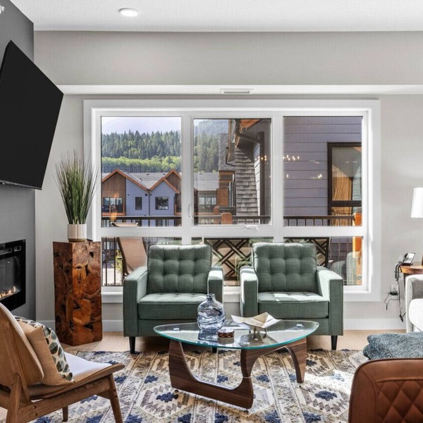 Mountain Views | Pool & Hot Tub | Chic Interior