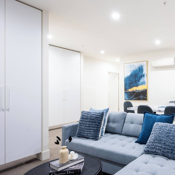 MSA Vision: 3-Bed 2-Bath apartment with Balcony, City Views, Gym, Pool & Parking