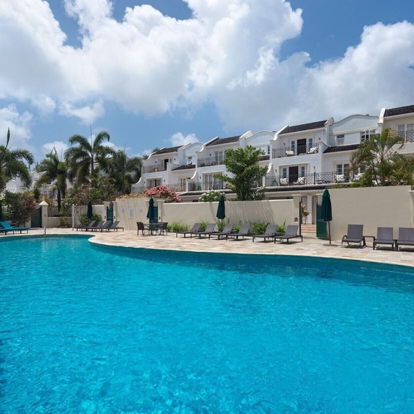 Mullins View Townhouse | a luxury 4-bedroom townhouse close to Mullins Bay Beach