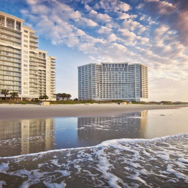Myrtle Beach 2BR Deluxe at SeaWatch – Oceanfront Pools, Lazy River & Beach