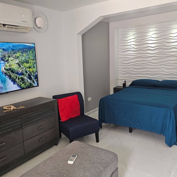Nala's Studio 7 in delightful Mayagüez with AC, WiFi, free parking.