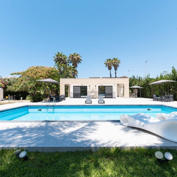 Nereide, luxury villa in Sicily with pool, near the beach