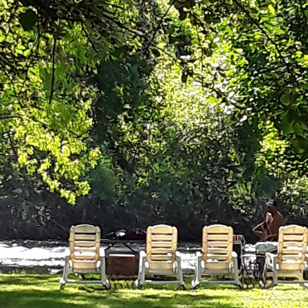 Nestled Between Sequoia Nat'l Park & Lake Kaweah - Riverfront 3 Acre Estate