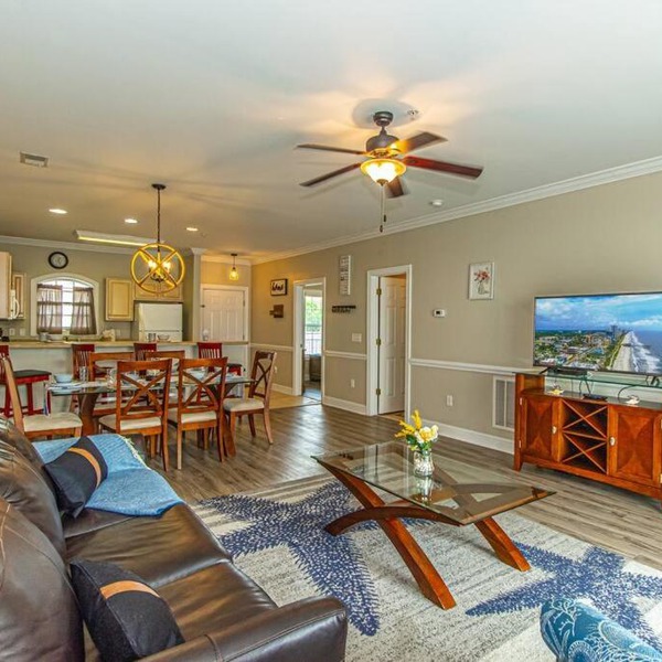 NEW 2BR 2BA Beachy Golf Villa Near Beach