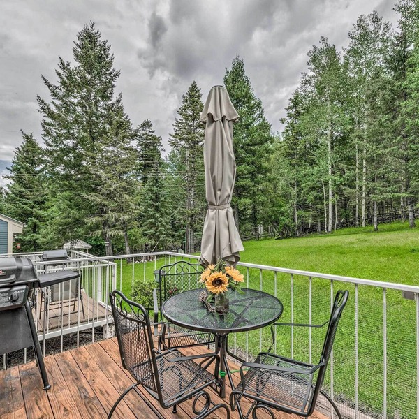 NEW! Cloudcroft Condo w/ Fireplace & Forest Views!