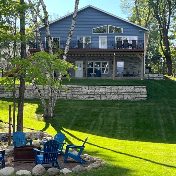 New Construction Lake House w/Private Beach on Knife Lake w/Pontoon Rental