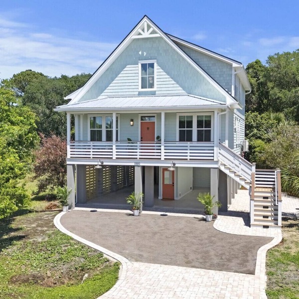 New Custom built 5 bedroom home-5 mins to Folly Beach