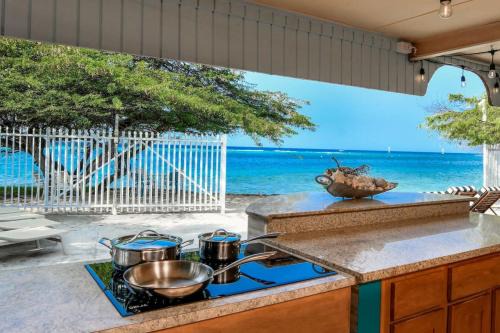 NEW Listing Beachfront Suite and Spacious Patio
