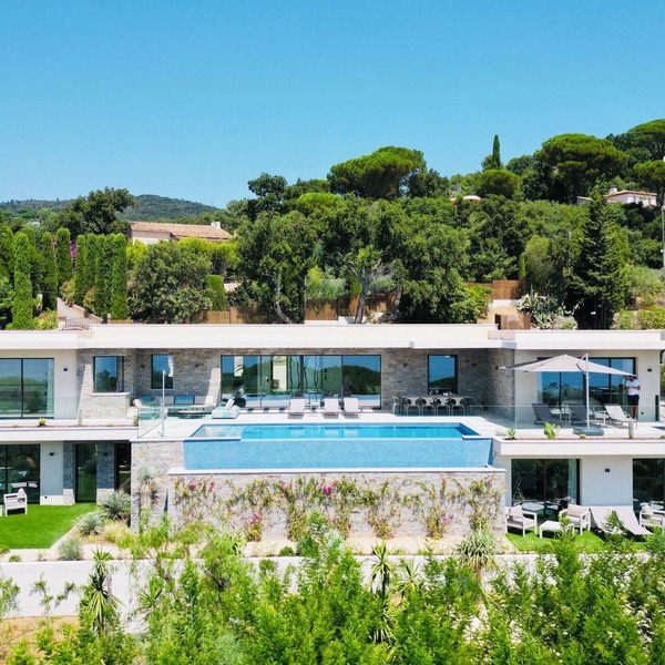 New luxury villa with magical sea view over the Gulf of St Tropez