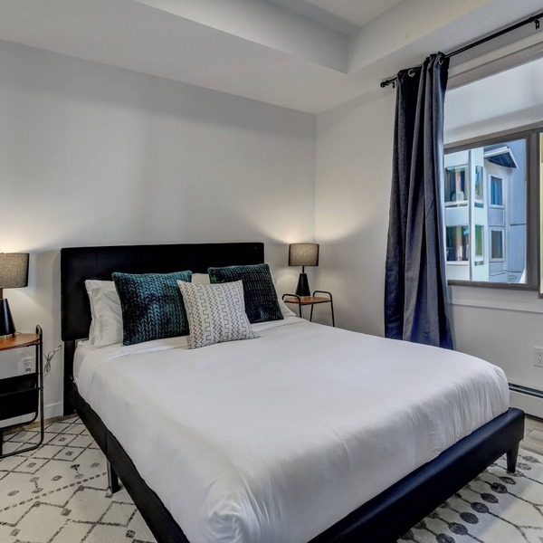 NEW Modern Condo | 20 Min DT | 1 hour Canmore | Sleeps 5