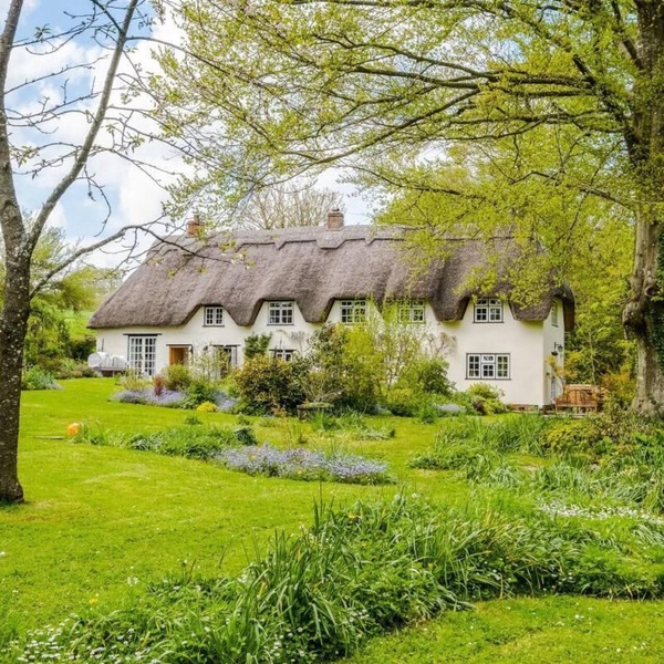 NEW Pet & Family Friendly Luxury Till Cottage & Riverside Gardens nr Stonehenge