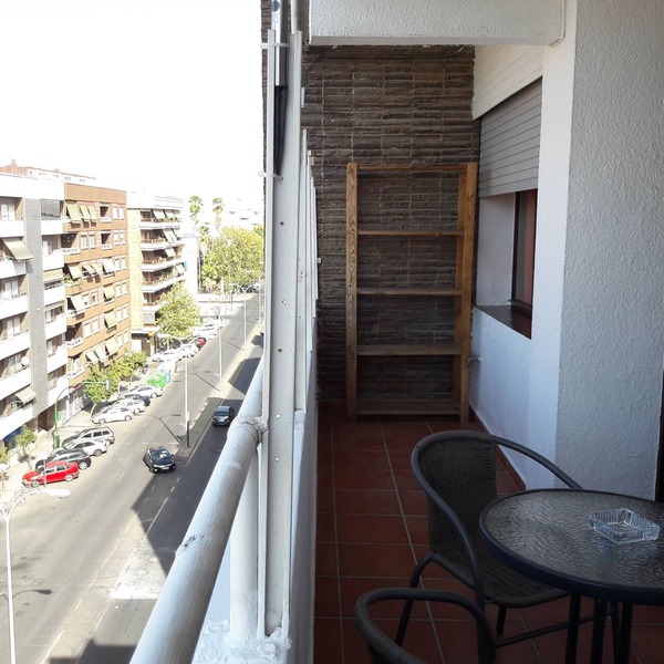 NEW ! SPACIOUS, BRIGHT, CENTRO CÓRDOBA, NEXT TO RENFE/AVE/BUS