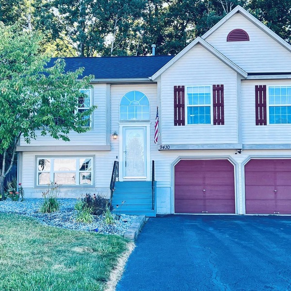 NEW Spacious Home Minutes From Oneida Lake & Fall Festivities!