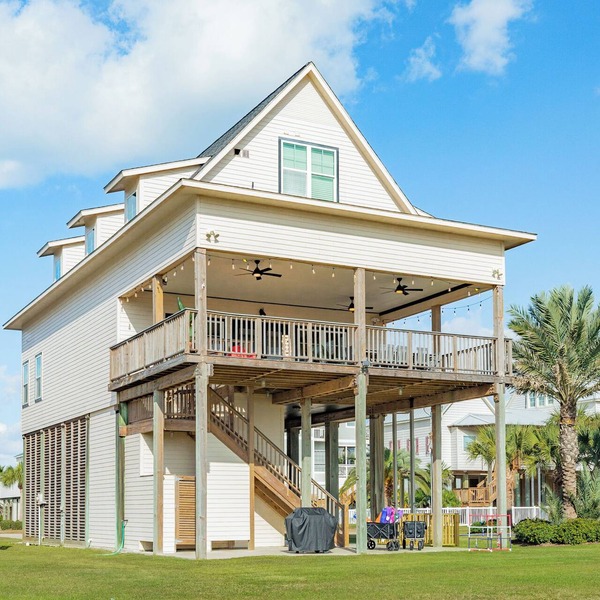 NEW! True 5BR Beachfront Double Lot w/Direct Beach Access