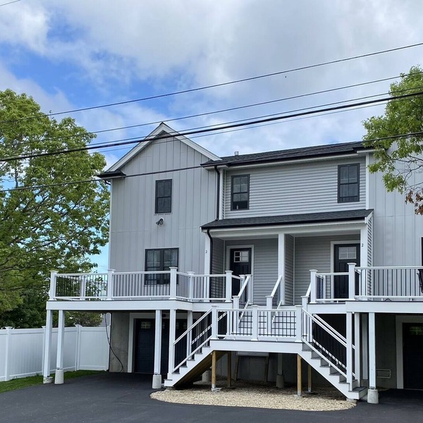 Newly Built Coastal Condo