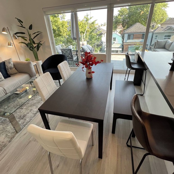 Newly built modern3BR - 2 bath loft with Terrace and parking close to beach