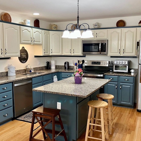 Newly refinished, close-by, comfortable