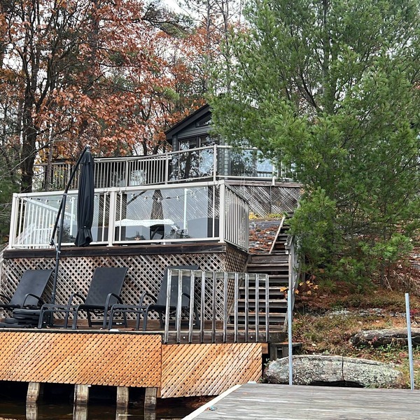 Newly refurbished cottage on beautiful Turtle Lake