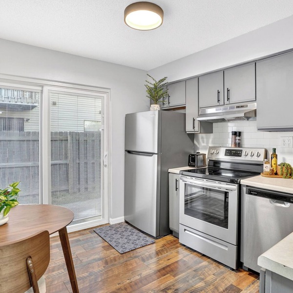 Newly Remodeled Condo in the Heart of Springfield