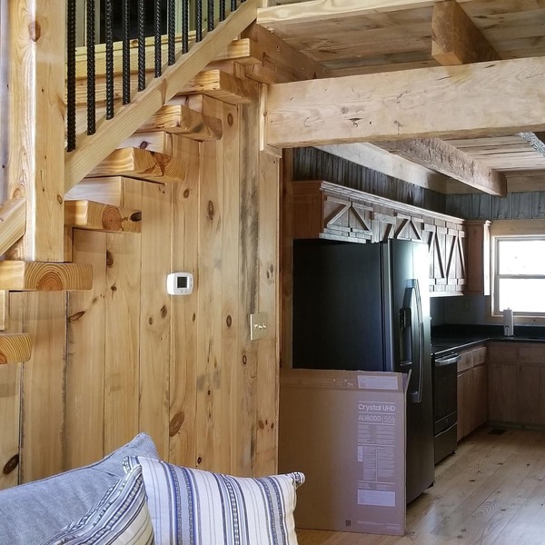 Newly renovated rustic cottage in Northern Iredell County NC