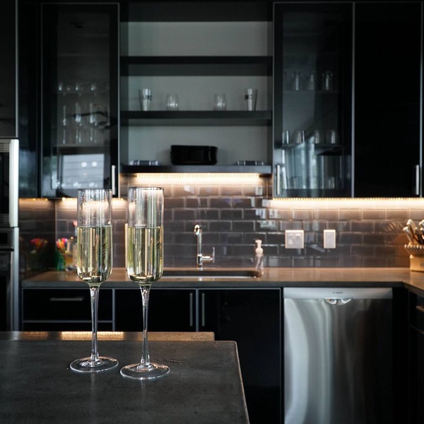 NFL Draft Ready Near Road America & Downtown Modern Retreat Hotel Quality